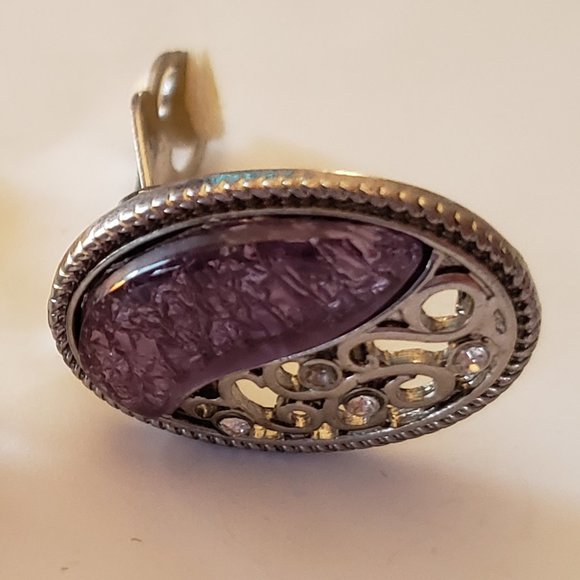 Elegant and classy iris enamel and tiny marcasite amethyst oval clip earrings - Picture 4 of 4